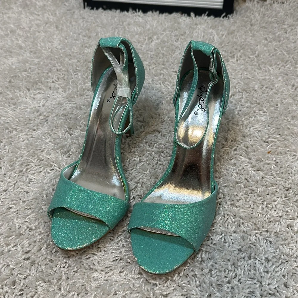 QUPID Mint Glitter Stiletto Heels.